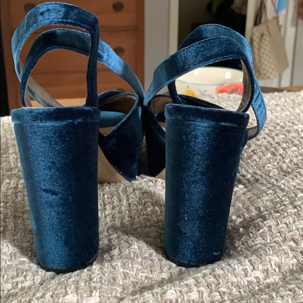 blue platform heels - Picture 4 of 5